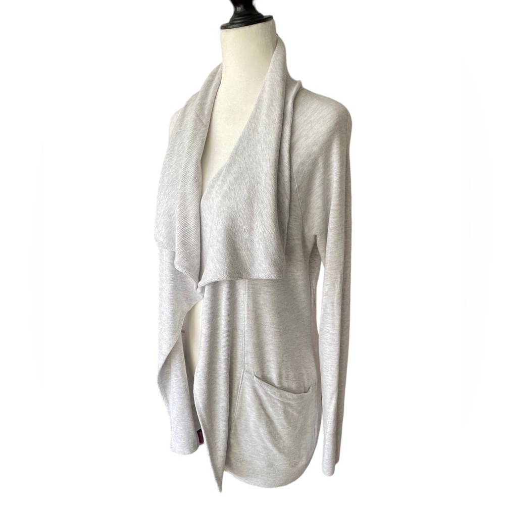 Athleta Studio Wrap Cardigan Soft Thumb Holes Casual Shawl Collar Women’s S
